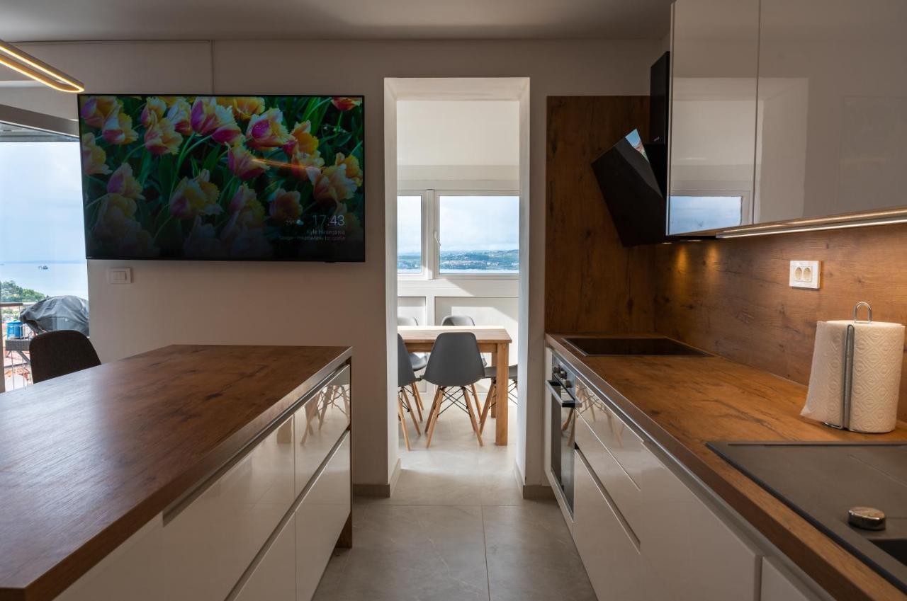 Capo Di Vista Apartment Koper Bagian luar foto