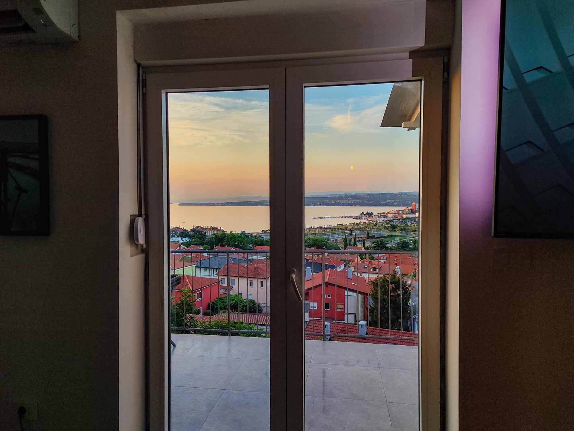 Capo Di Vista Apartment Koper Bagian luar foto